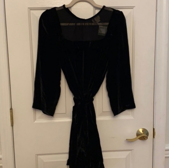 NWT Kate Spade Black Velvet 3/4Sleeve Ruffle Romper - Picture 2 of 8